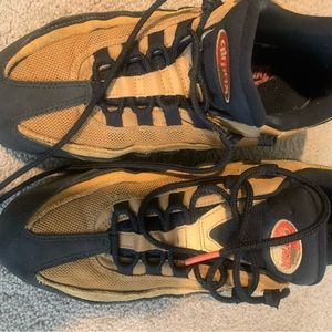 Nike air max athletic tennis shoes 9.5 men’s